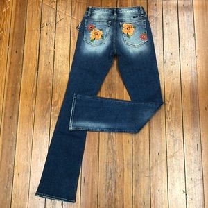 Miss Me Flower Embroidered Jeans